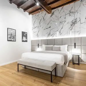 At Luxury Navona , Rom Italien